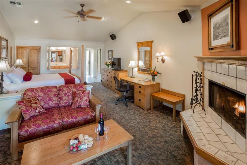 Valley Inn, Tapestry Collection By Hilton