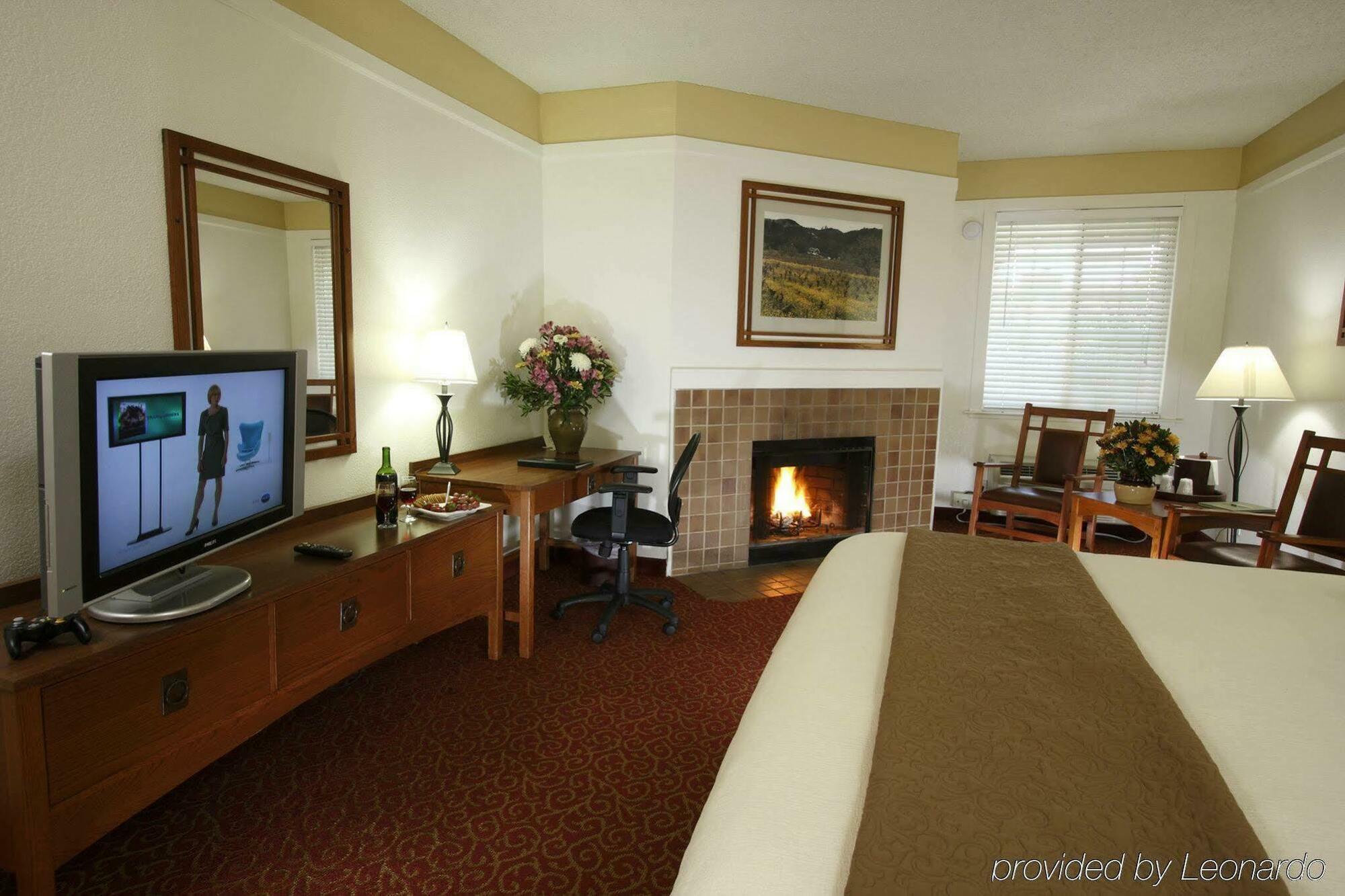 Valley Inn, Tapestry Collection By Hilton