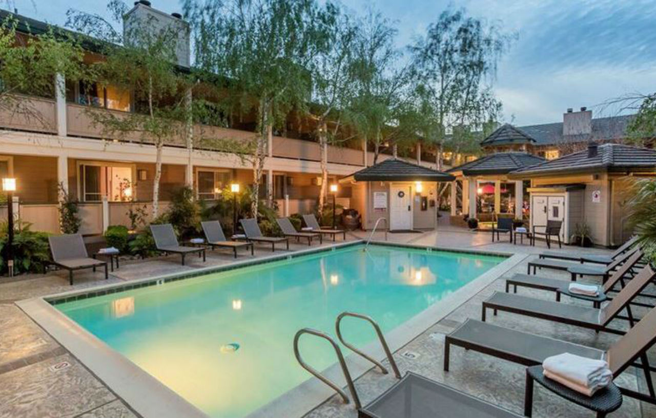 Valley Inn, Tapestry Collection By Hilton Hotel 3*